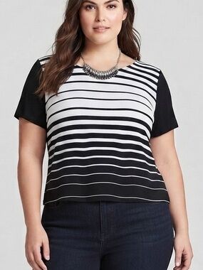 😍CLEARANCE - CONRAD C Black & White Striped Short-Sleeve Women's Top XL